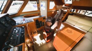 Феникс моторная яхта