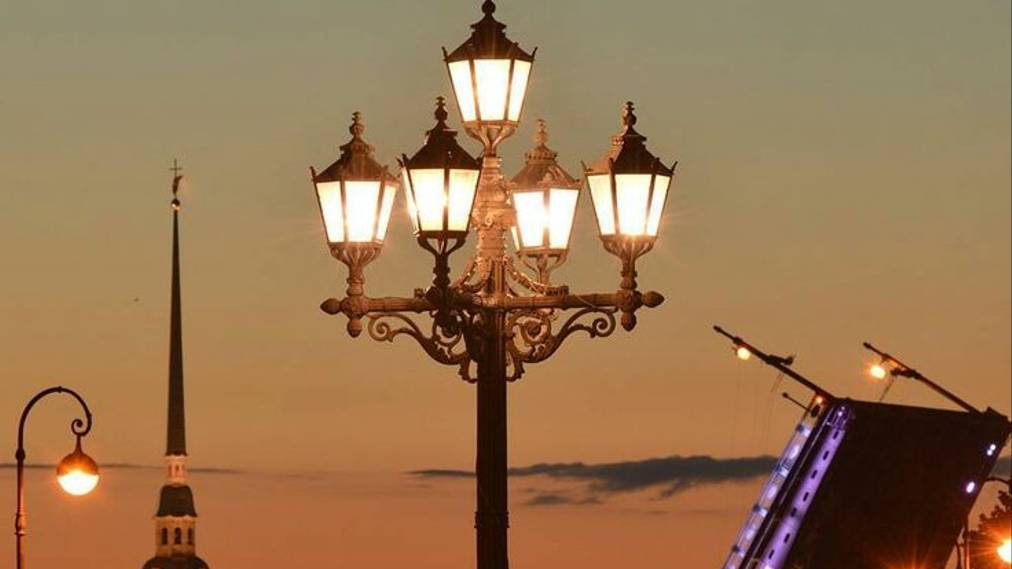 Фонарный свет Стихи Инны Филипповой Музыка, исполнение, видеоклип Владимир Черняев смотреть онлайн