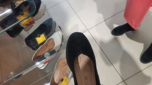 зашли в обувной 👞👠🥿