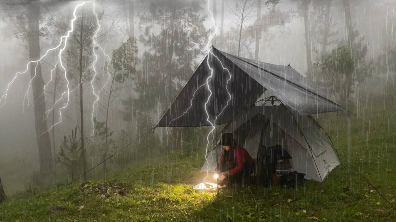 КЕМПИНГ ПОД ПРОЛИВНЫМ ДОЖДЕМ С АВТОМАТИЧЕСКОЙ ПАЛАТКОЙ‼️КЕМПИНГ ПОД ПРОЛИВНЫМ ДОЖДЕМ С ГРОЗОЙ‼️ смотреть онлайн