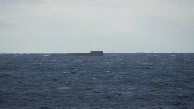 Ракетная "ядерная"стрельба АПЛ "Брянск" под командованием Путина смотреть онлайн