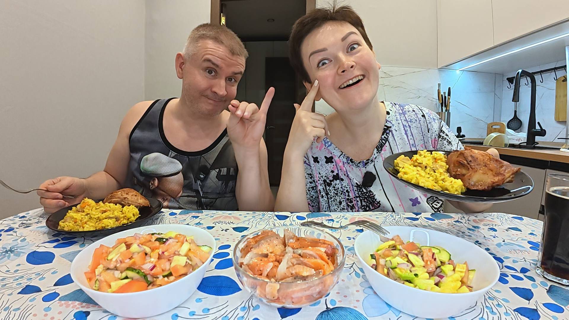 Мукбанг ура я ПРОЗРЕЛА и теперь вижу истинную ЛИЧИЧУ "святош"! ПРОБЛЕМЫ насущные! Семейный ужин