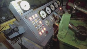 ЖД. Зарядка АКБ, устраняем утечку воздуха у вентиля, замена пневматики ПК. 87/25