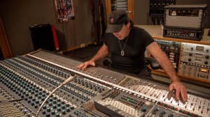 06. Guitar: Phase Issues, Headphone Mix Alteration, Final Microphone on Amps, Lack of Processing