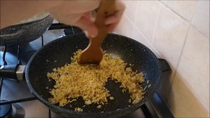 Курица КАРАМЕЛЬНАЯ в луковом соусе. Рис с карри на гарнир. Вкусный и сытный ужин для всей семьи