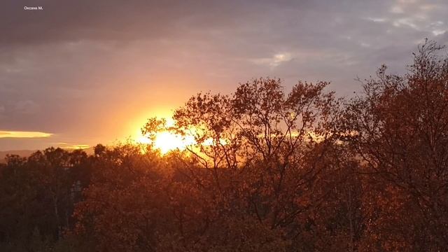 Первый снежок в Южно-Сахалинске. Солнце заходит.mp4