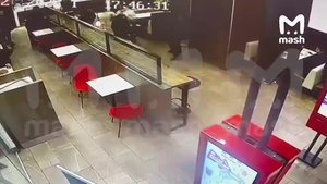 В ТЦ Воскресенска взорвали пиротехнику. Есть пострадавший