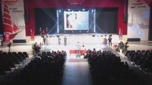 Вручение статуи Токтогон