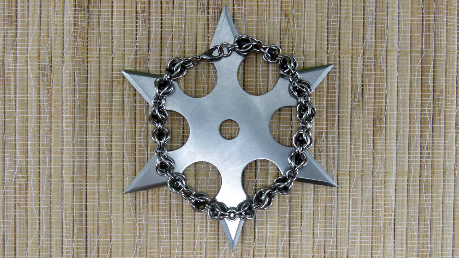 Готика. Кольчужный браслет.