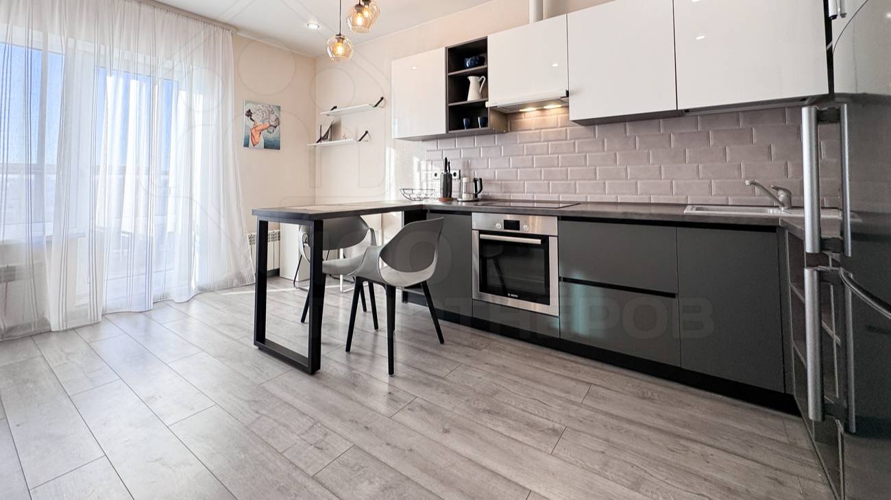 Рум-тур по квартире-студии по адресу: ул. Красных Мадьяр, 14/2 (аренда, Иркутск) смотреть онлайн