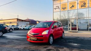 Toyota Ractis, 2005 год