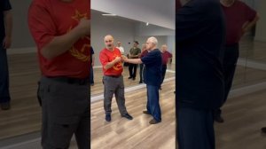 Как он знает