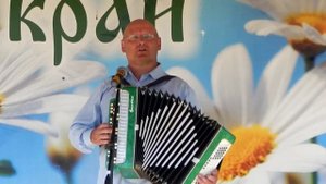 В.К. УРДОМСКАЯ  ЛИРИЧЕСКАЯ. исп. Александр  Белых.  Кадр  из  видео-фильма  ЛУГОВОЕ. 2003 год.