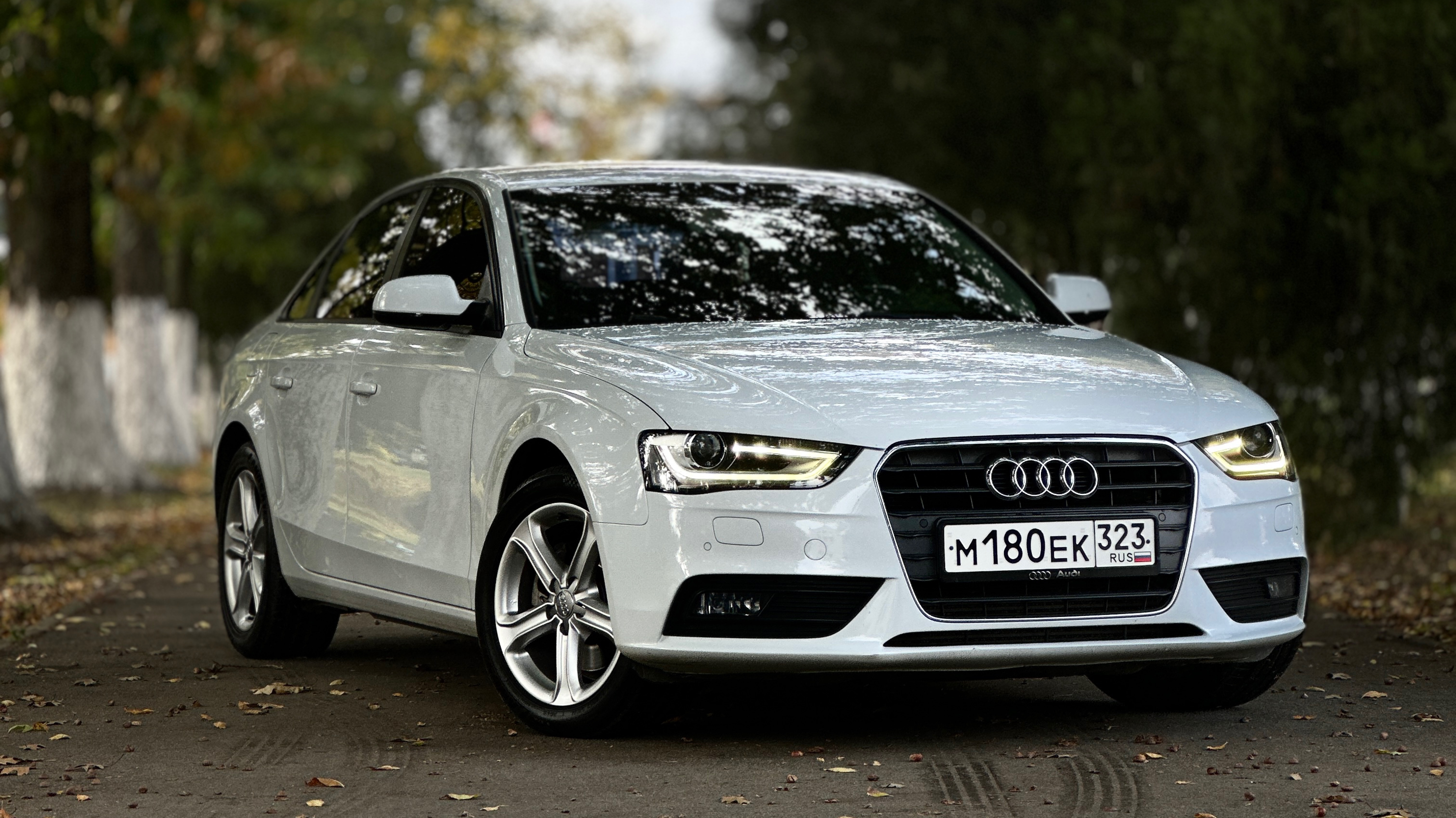 AUDI A4 смотреть онлайн