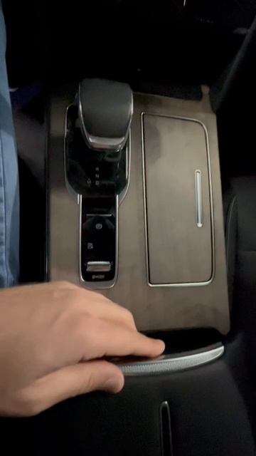 Hongqi HS7 - обзор и цена (октябрь 25)