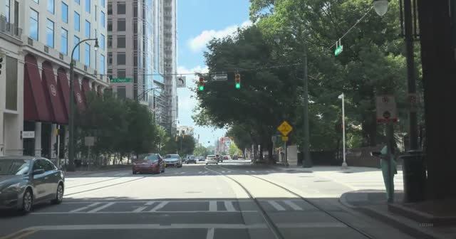 Шарлотт, Северная Каролина, США - поездка из аэропорта в центр города