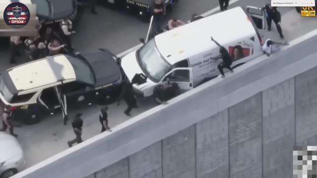 Самые безумные моменты: полицейские сталкиваются с самыми опасными преступниками #9 смотреть онлайн