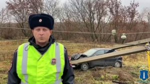 😨 В селе Ореховка Радищевского района 74-летний водитель Лады Калины не справился с управлением, съ