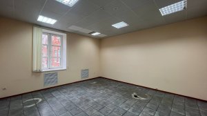 Аренда офиса №313 площадью 27,25 м2 на 3-м этаже на Тукая,91