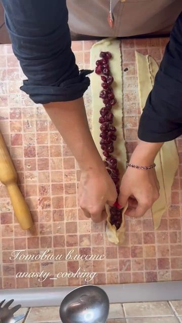 ВИШНЕВЫЙ ПИРОГ-УЛИТКА