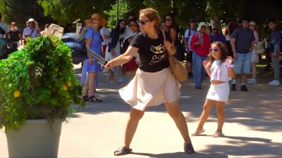 BUSHMAN PRANK WENT FAR, (HER REACTION WAS UNEXPECTED)😭😭🙈🙈 смотреть онлайн