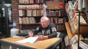 Евгений Лукин читает свой новый рассказ "По краешку"