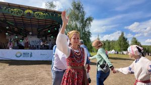 Хороводы от Ансамбля «УРА»