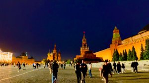 Красная площадь в Москве. Эпизод 72