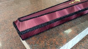 Гроб обитый тканью Елка