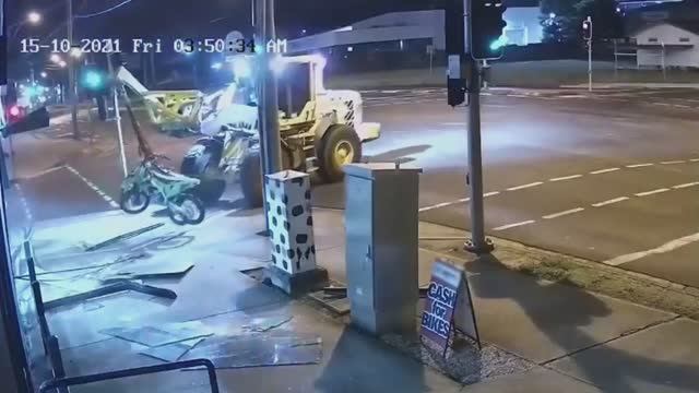 Эффектные погони гайцов за дураками на машинах и последствия такой езды, снятые на камеру смотреть онлайн