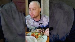 Варёная баранья шея и салаты с овощами. Мукбанг ням ням.