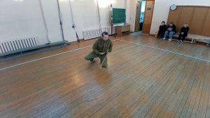 КУВЫРОК ВПЕРЕД_С ПАЛКОЙ В ЛЕВОЙ РУКЕ_Ф