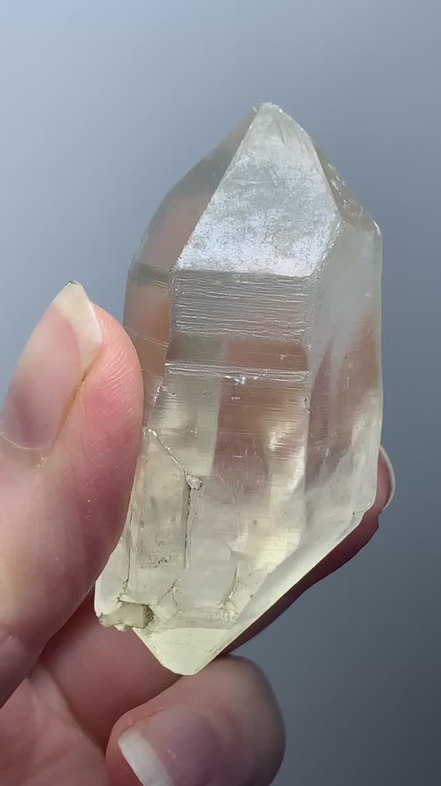 Горный хрусталь кристалл Урал