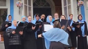 "Верую". Регент: матушка Елена Нартова