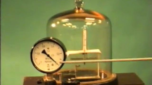 Влияние давления на температуру кипения  жидкости