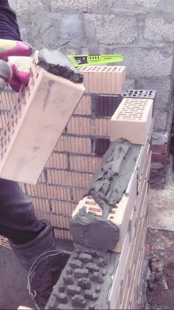 Особенности кладки керамического кирпича