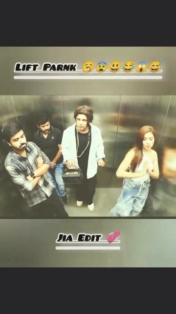 Пранк в Лифте😂😂 смотреть онлайн