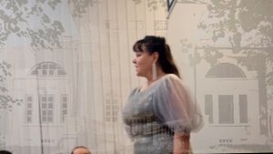 Светлана Фомина, слова Владимира Александрова. "Белые цветы".  Поет Ирина Баженова. Клип.