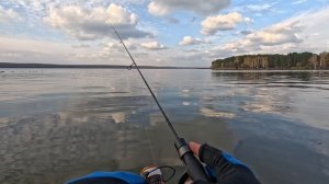 Мелко окунь и злая щука.Осенний мормышинг