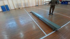 КУВЫРОК НАЗАД ЧЕРЕЗ СКАМЕЙКУ С ПАЛКОЙ_РУКИ ВМЕСТЕ_Ф