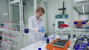 Фрагмент передачи "Страсти по грантам" 3-й сезон, 1-я серия с участием лаборатории НИЧ ИГУ