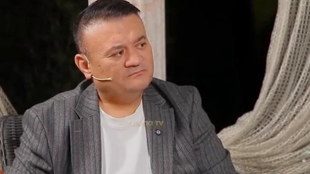 Шохжахон Жураев Бир ажиб бог ичра смотреть онлайн