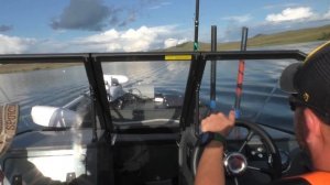 Лодка Swimmer 400z на воде (Авито)