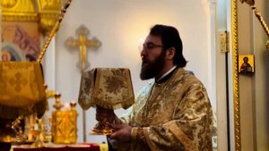 Митрополит Игнатий совершил Божественную литургию в соборном Николо-Тихвинском храме