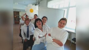 «Разноцветный флешмоб» — Цвет вторника: белый