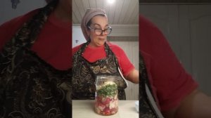 САЛАТ ИЗ ПОБИТОЙ РЕДИСКИ. РЕЦЕПТ НАБИРАЕТ МИЛЛИОНЫ ПРОСМОТРОВ.