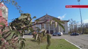 ТК "Родной". В посёлке Червоногвардейское ремонт фасада «Клуба имени Гагарина» выполнили на 80%