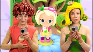 Скаут и Лиа весело играют — Песенки Фортуны — Игра «Команда Флоры»