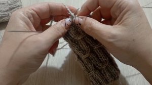 Резинка с обвитыми петлями. Узор с обвитыми петлями на основе резинки 2×2