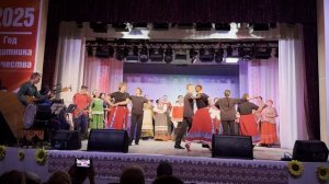 "У Сафона в огорода собирали карагоды"